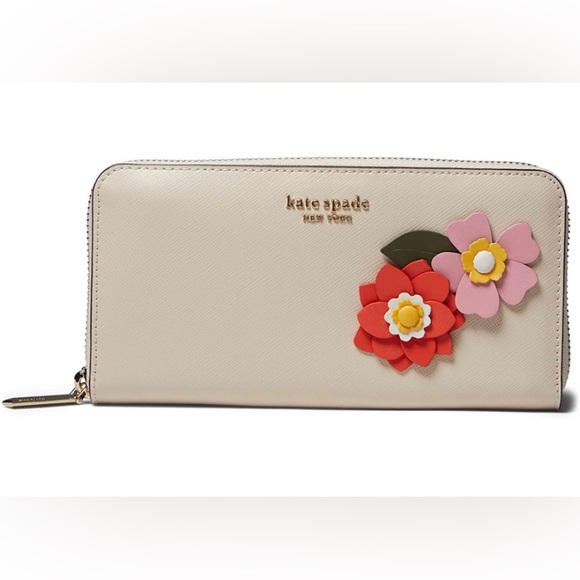 Kate Spade ♠️ Wallet - Picture 4 of 4